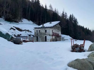 Ristrutturazione con sottomurazione per consolidamento struttura