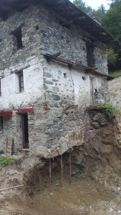 Ristrutturazione con sottomurazione per consolidamento struttura