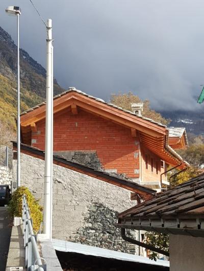 Ristrutturazione con sopraelevazione a Châtillon