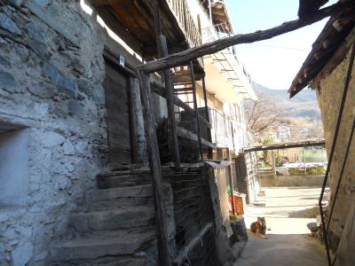 Ristrutturazione con sopraelevazione a Châtillon