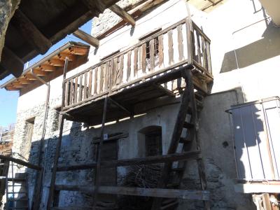 Ristrutturazione con sopraelevazione a Châtillon
