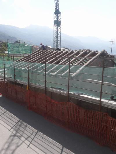 Ristrutturazione con sopraelevazione a Châtillon