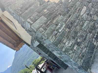 Ristrutturazione con sopraelevazione a Châtillon