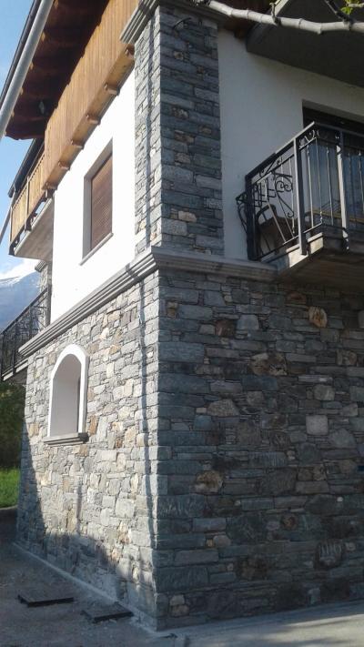 Ristrutturazione di fabbricato con realizzazione di nuova autorimessa nel comune di Montjovet