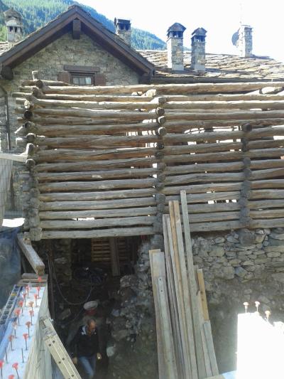 Restauro rascard — sottomurazione e consolidamento